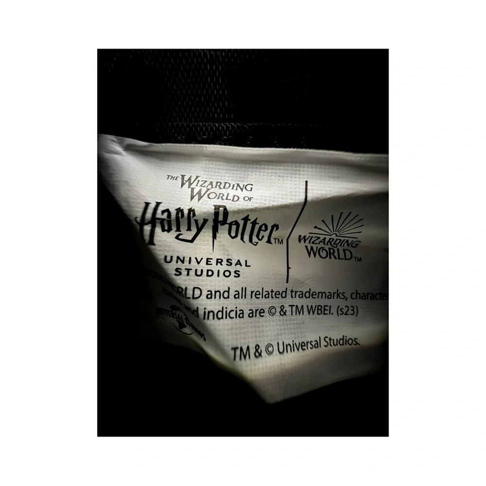 Universal Studios WizardingWorldOf HarryPotter MORSMORDRE DarkMark CrossbodyBag - Picture 10 of 11